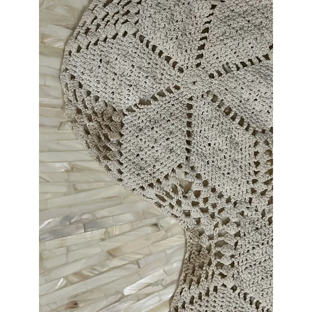 Antique Crochet Tablecloth 30s Ecru Floral Round 24” Cottagecore Grannycore Farm